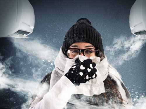 Klime koje ne prave neprijatnu promaju (ne duvaju) dok rade - žena kojoj smeta hladan vazduh iz klima-uređaja