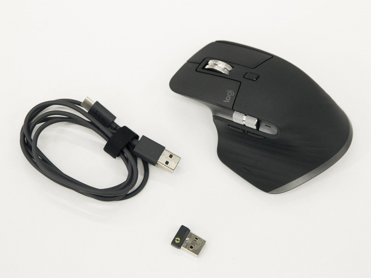 Logitech MX Master 3S poslovni bežični miš - sadržaj pakovanja -USB kabl za punjenje i Logi Bolt USB prijemnik