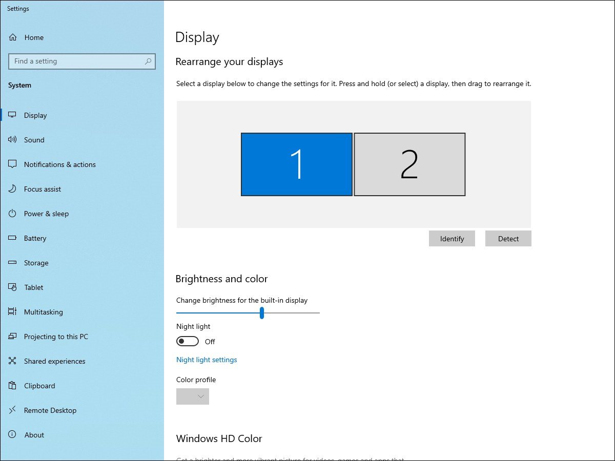 Windows 10 - Display settings i opcije za podešavanje prikaza na ekranu