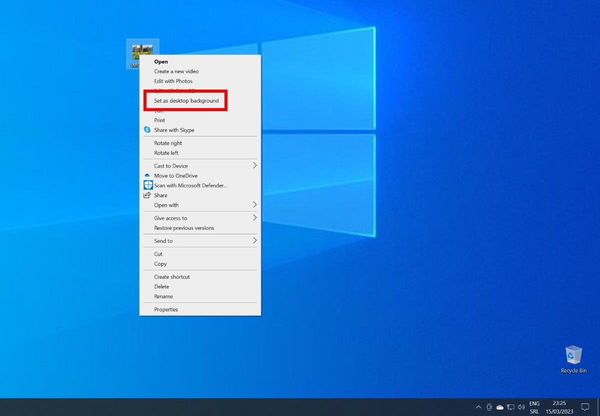 Windows 10 - Set as desktop background